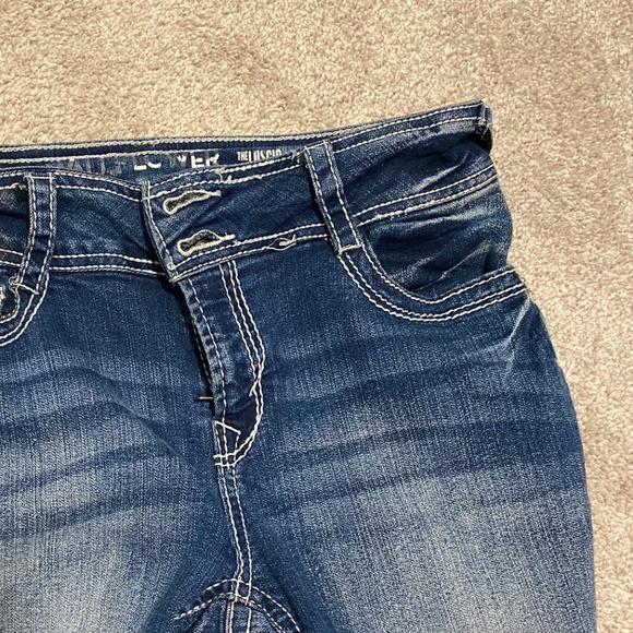 Wallflower The Luscious Curvy fit jeans - Picture 9 of 9